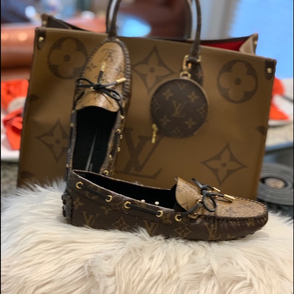 💕 LV Onthego w/ zipper organizer - Picture 2 of 14